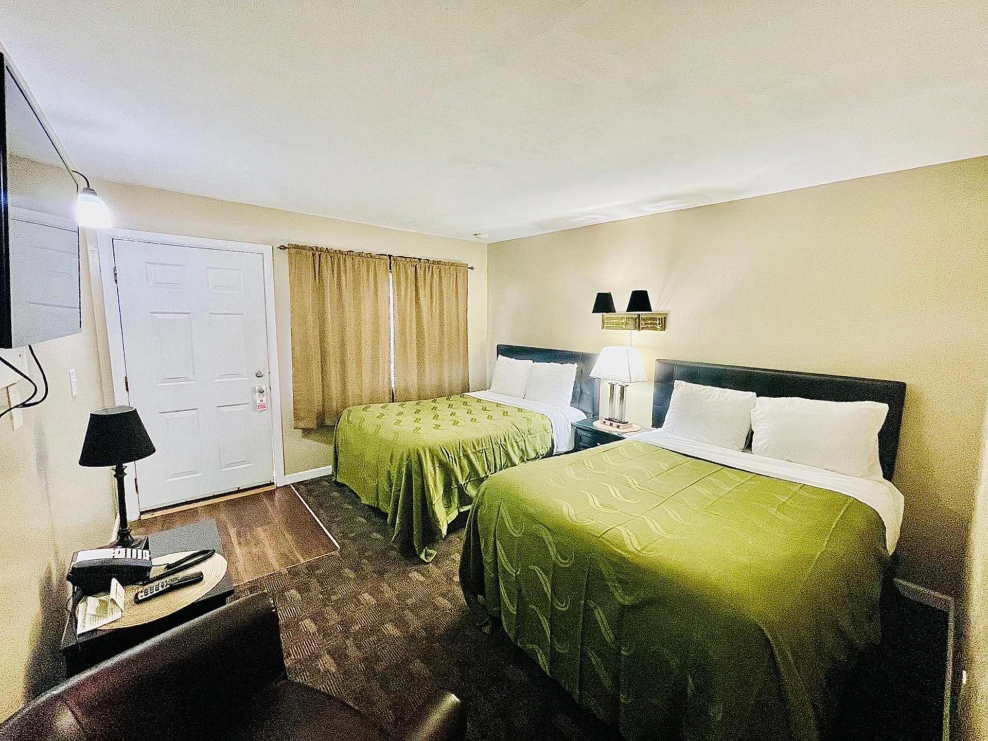 Sage N Sand Motel photo 10