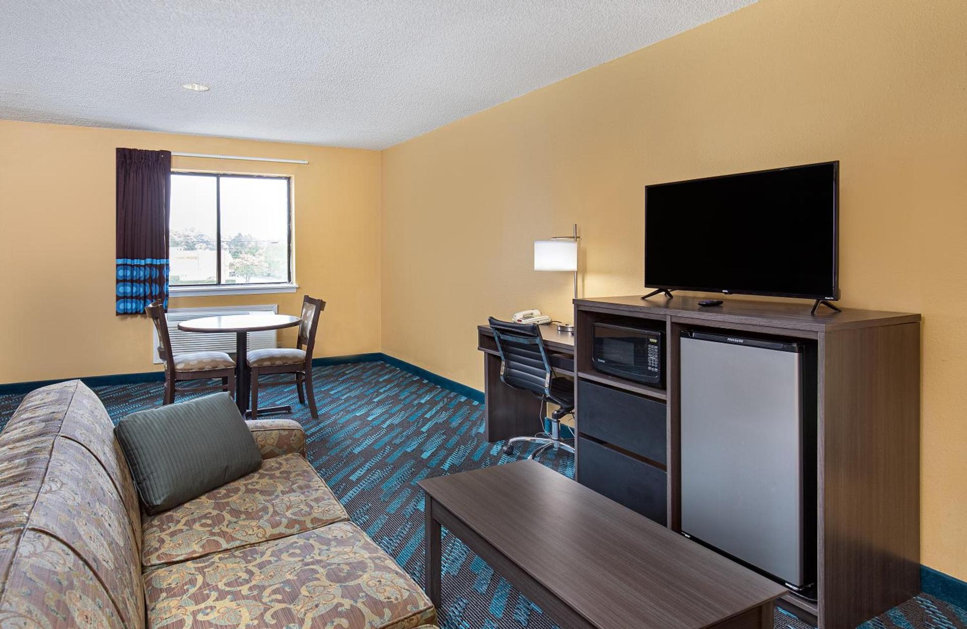Super 8 by Wyndham Somerset photo 40