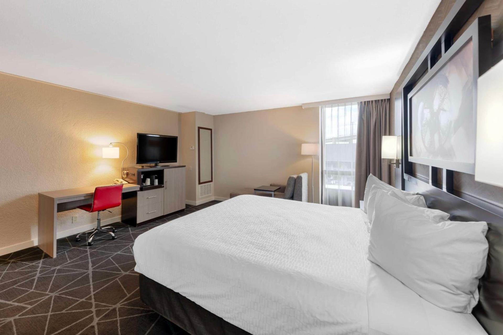 Best Western Plus Austin Central photo 21