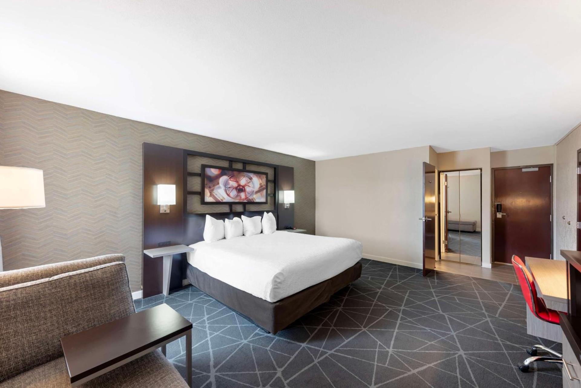 Best Western Plus Austin Central photo 22