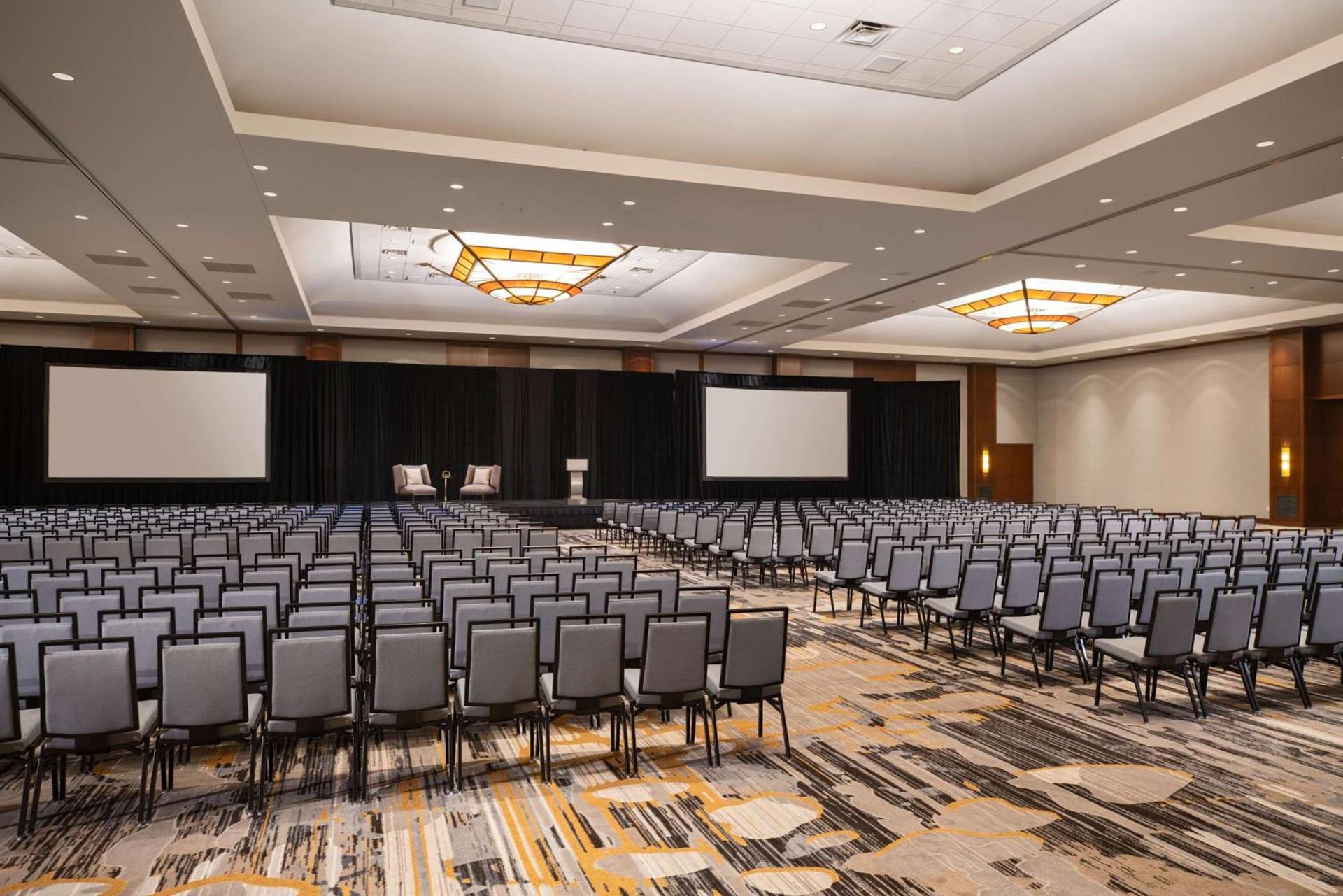 Hyatt Regency Coralville photo 60