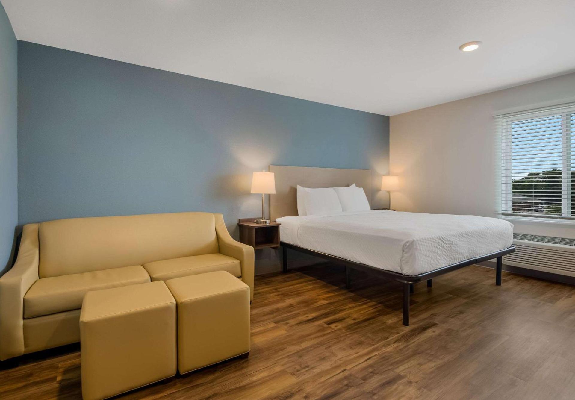 WoodSpring Suites Roanoke photo 15