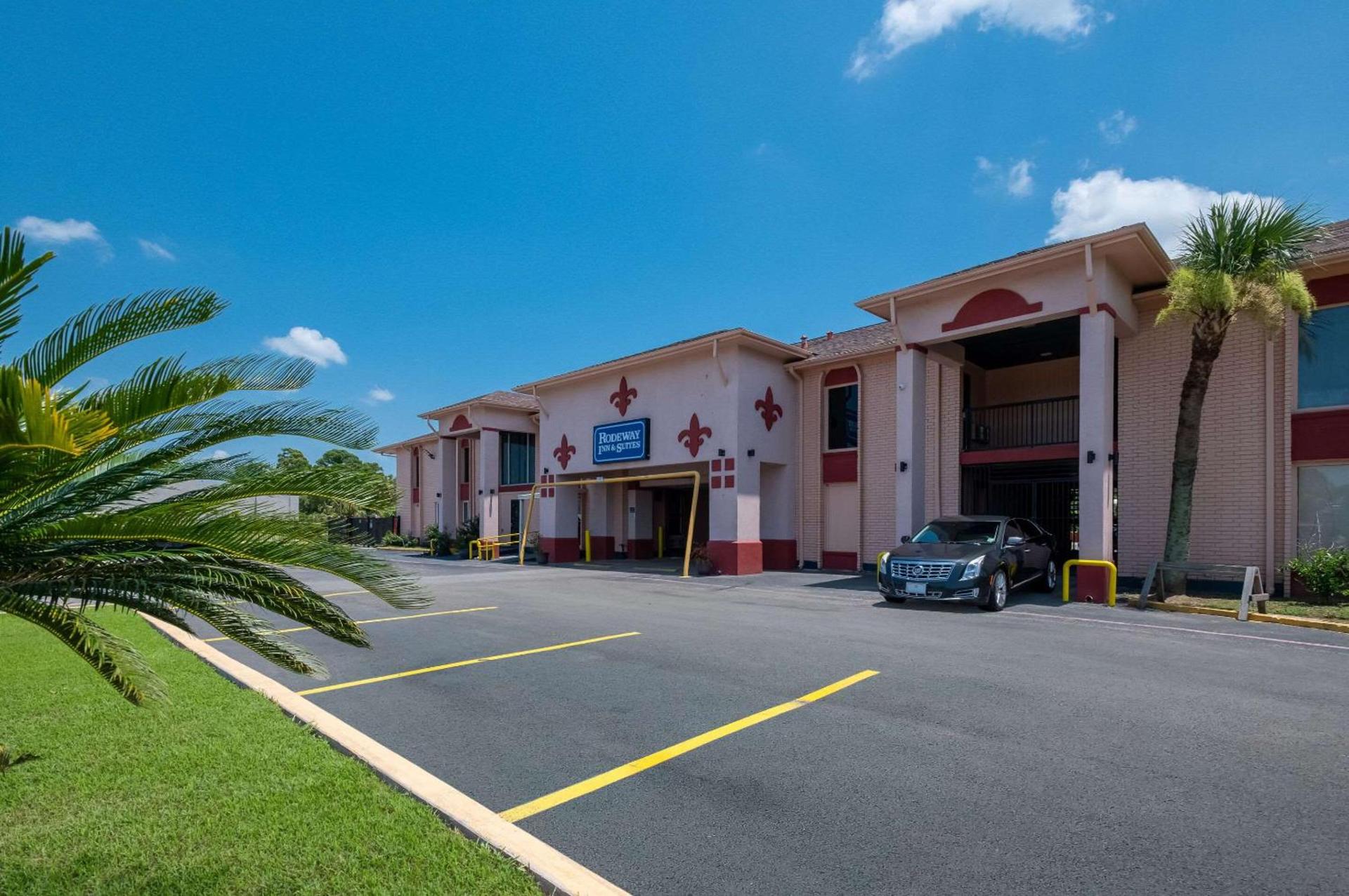 Relax Inn & Suites photo 10