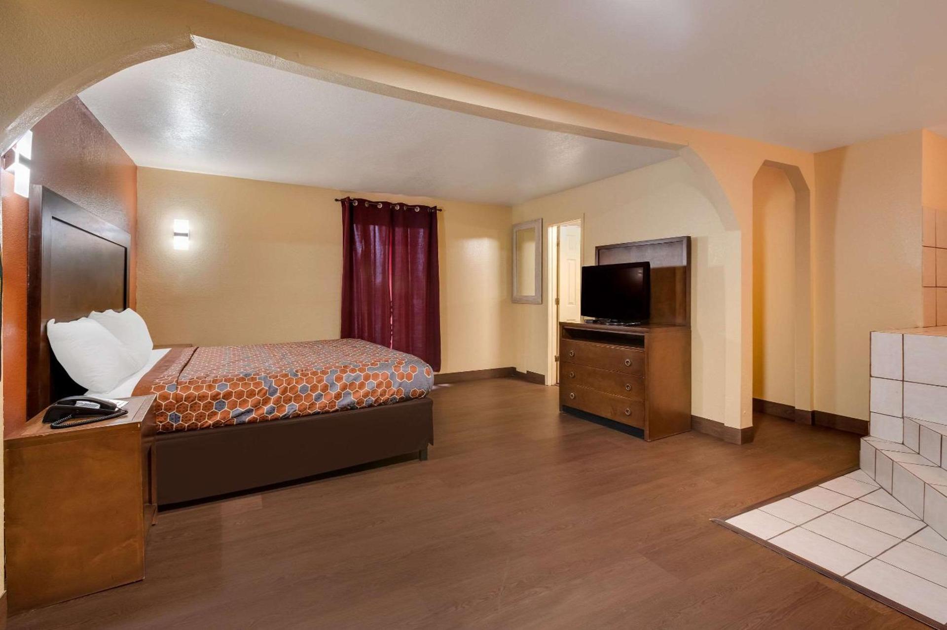 Relax Inn & Suites photo 26
