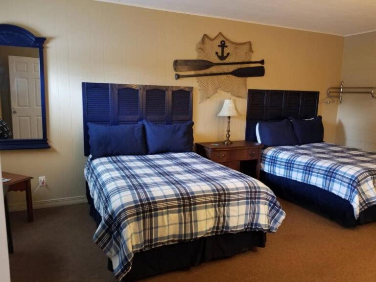 Sportsman's Lodge photo 12