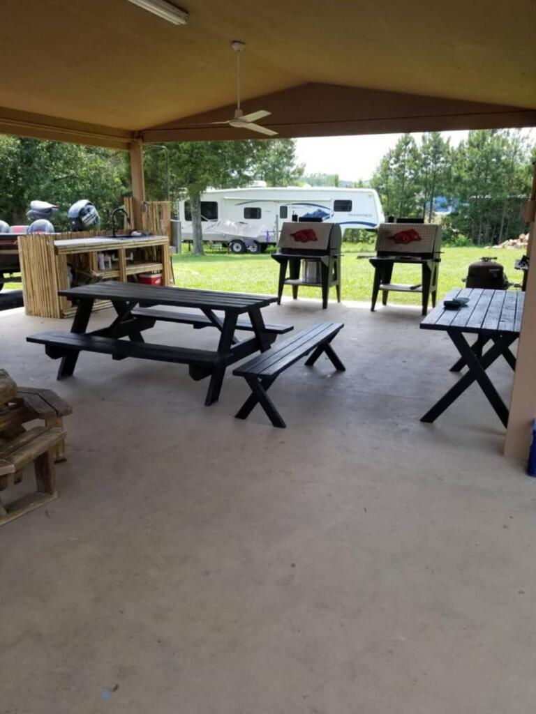 Sportsman's Lodge photo 13