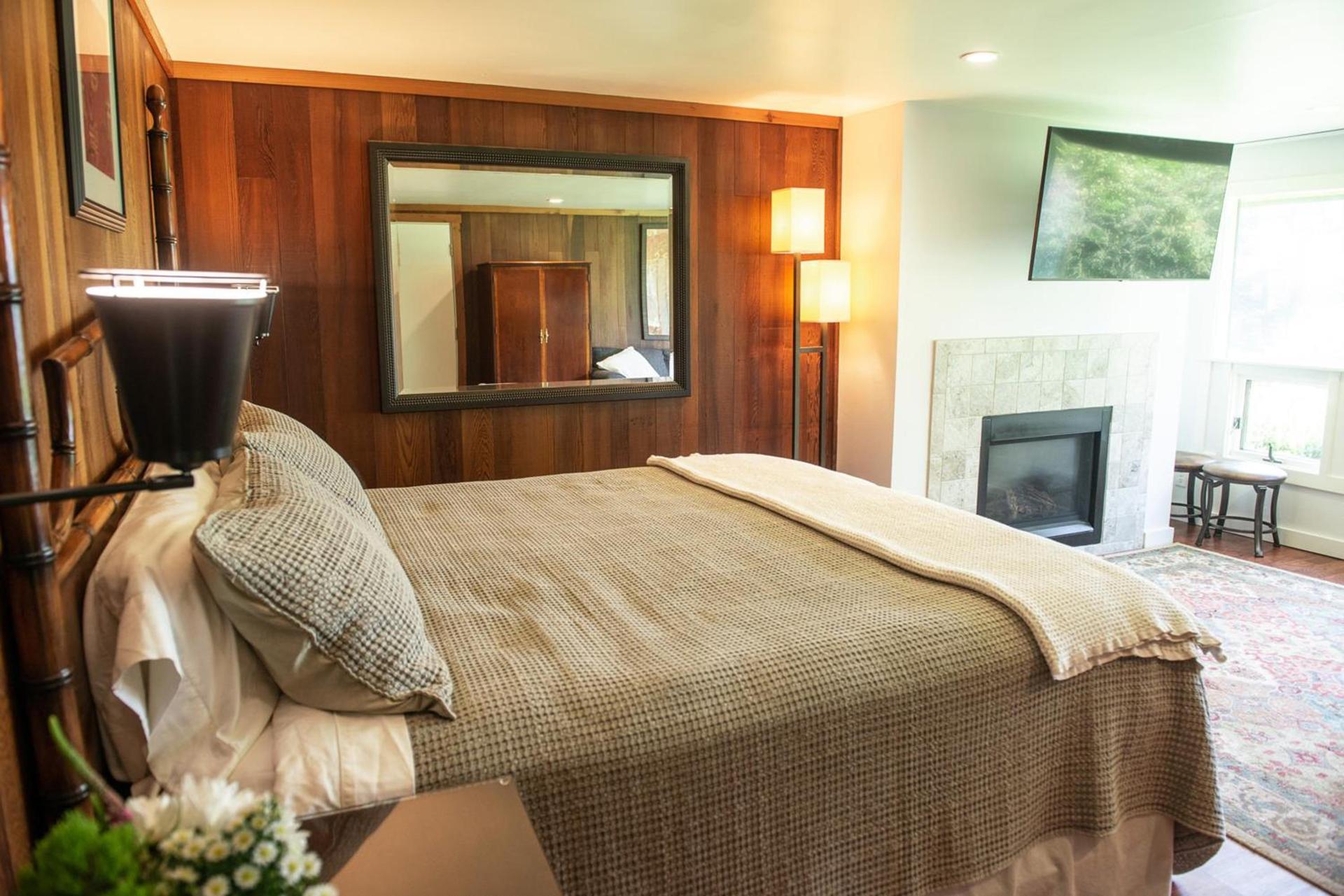 Inn at Buckhorn Cove photo 40