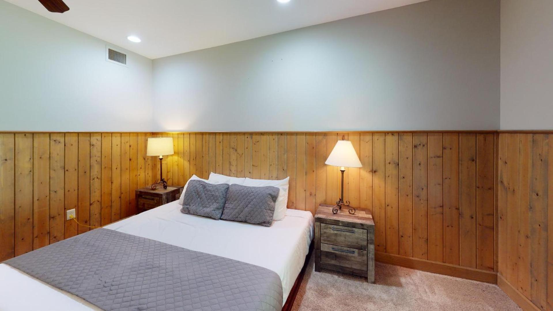 Viewpoint Condominiums photo 41