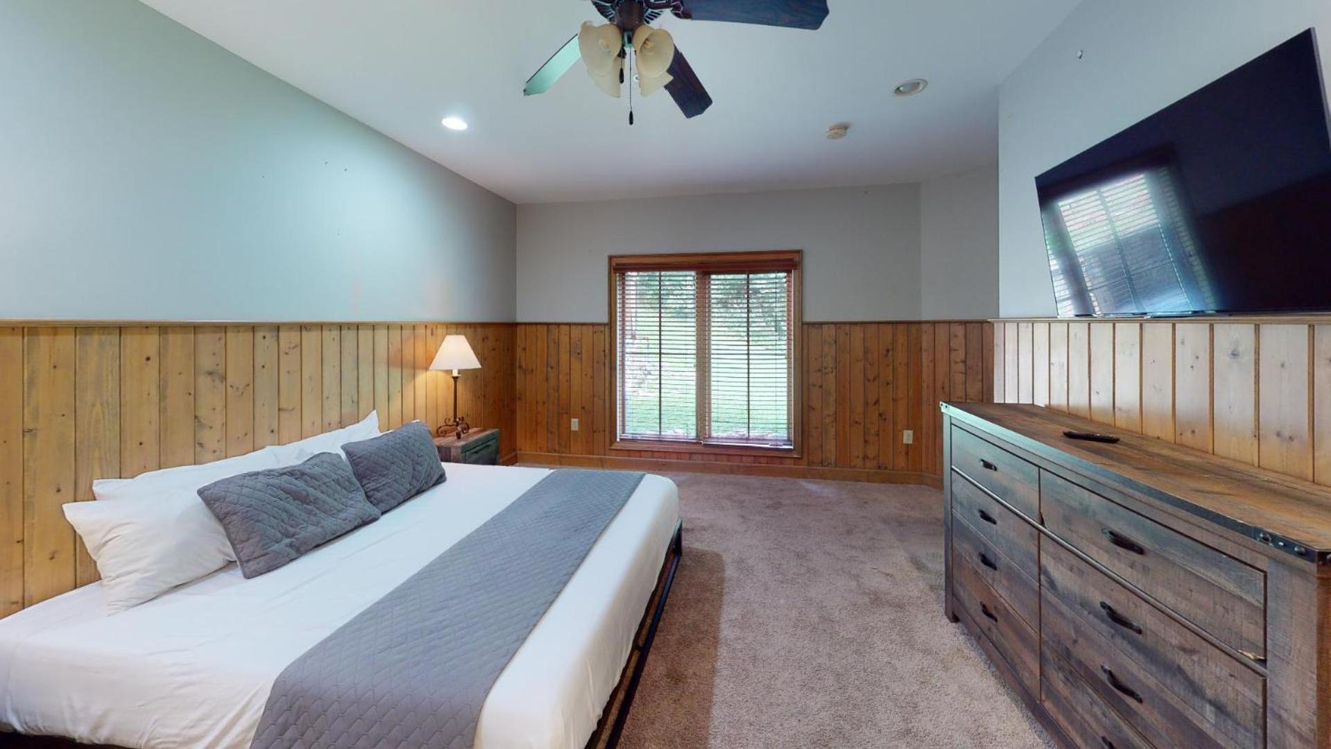 Viewpoint Condominiums photo 42