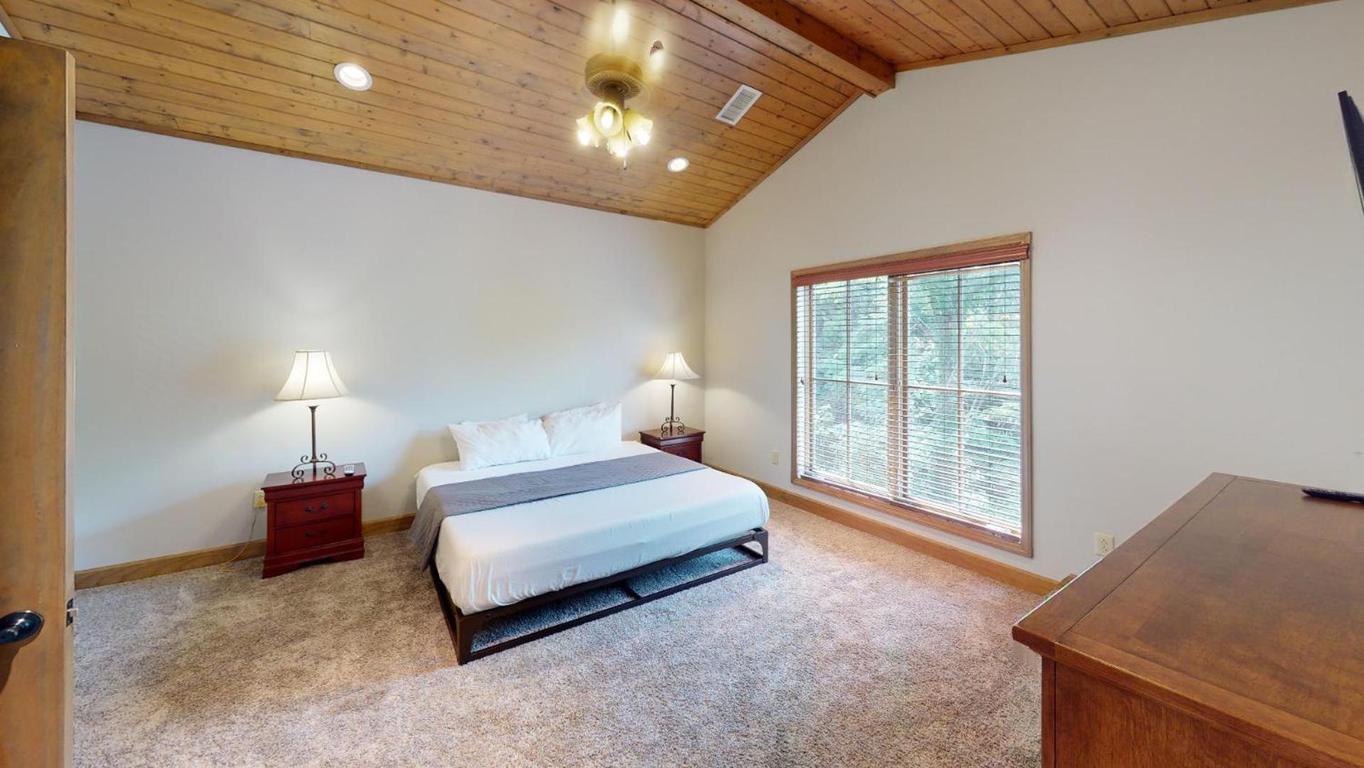 Viewpoint Condominiums photo 46