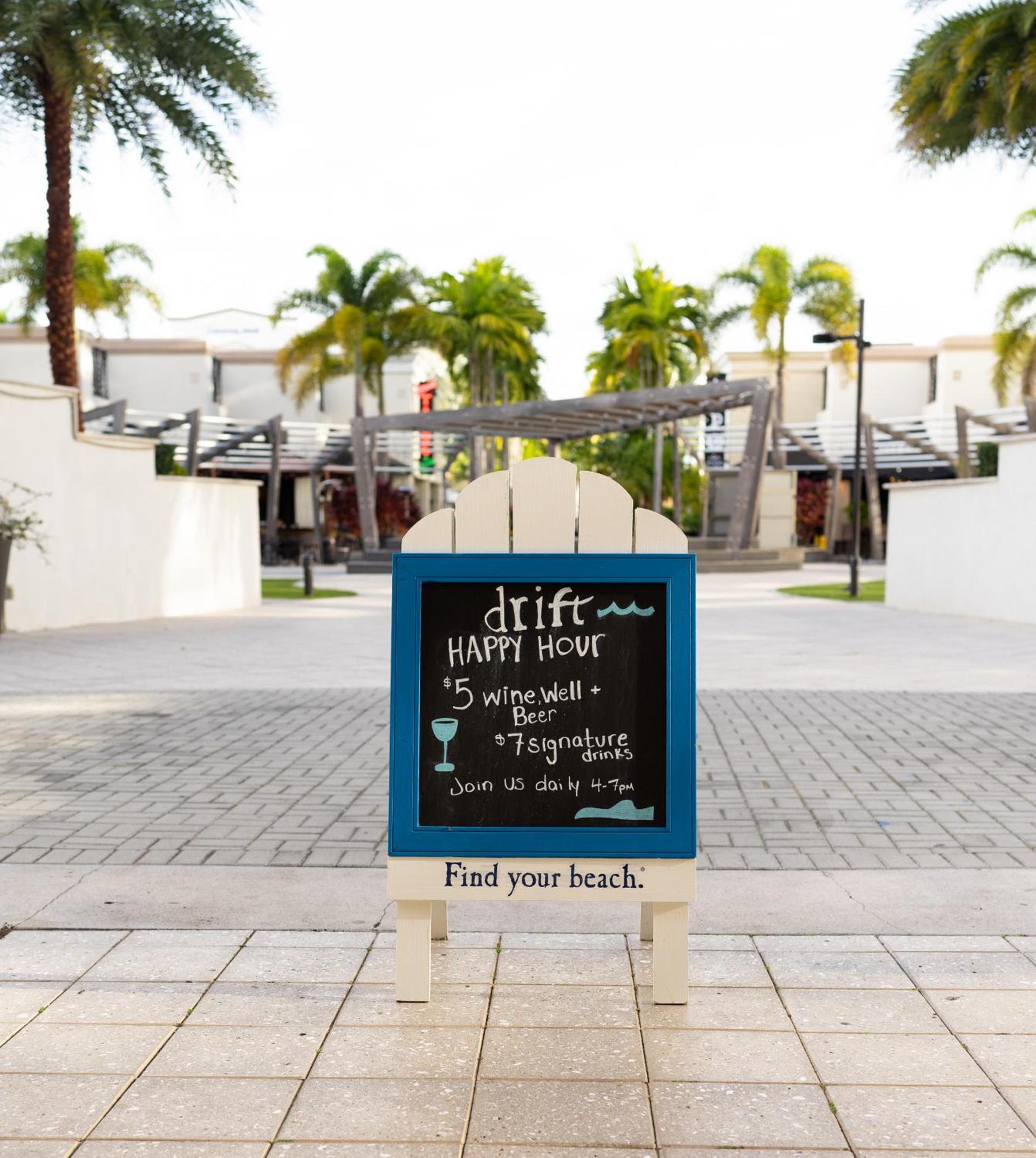 Boca Raton Marriott at Boca Center photo 71
