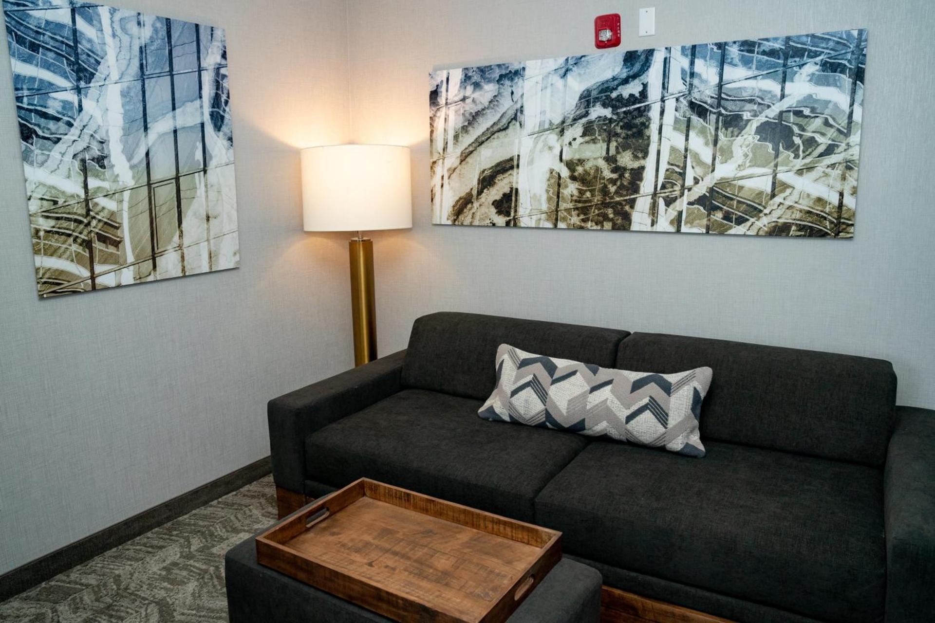 SpringHill Suites by Marriott Woodbridge photo 49