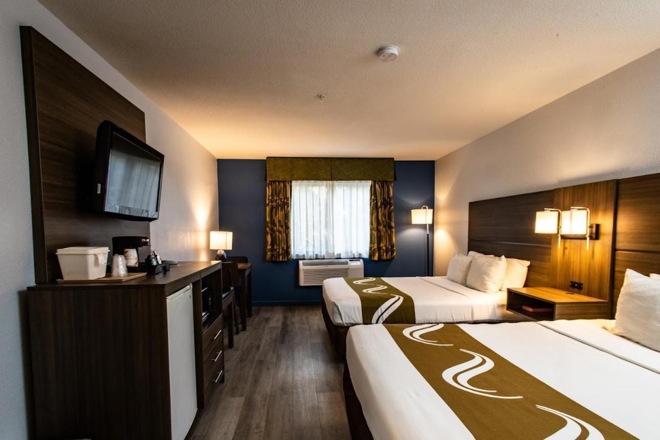 Quality Inn & Suites Tulare photo 8