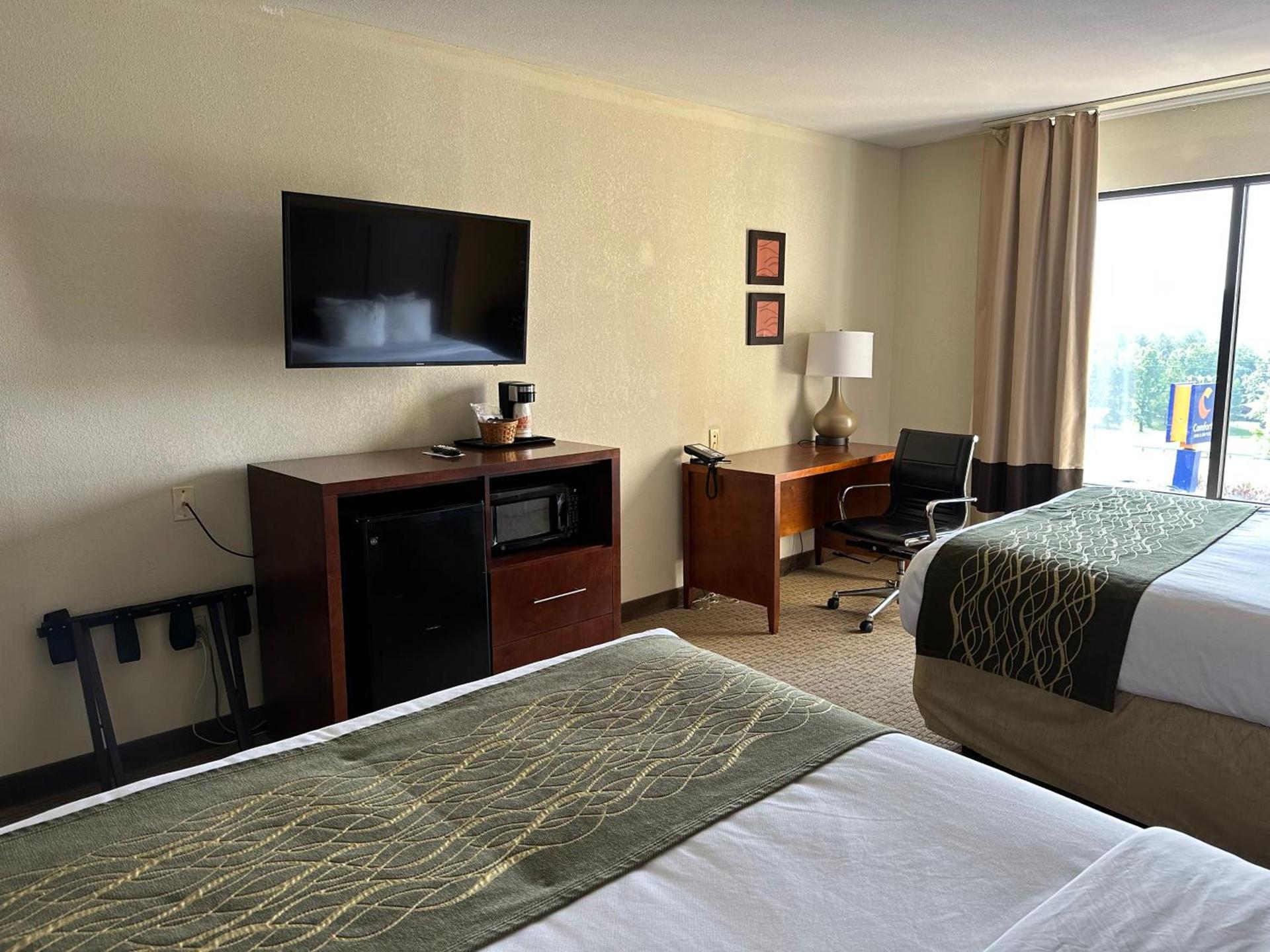 Comfort Inn & Suites Rogersville photo 44