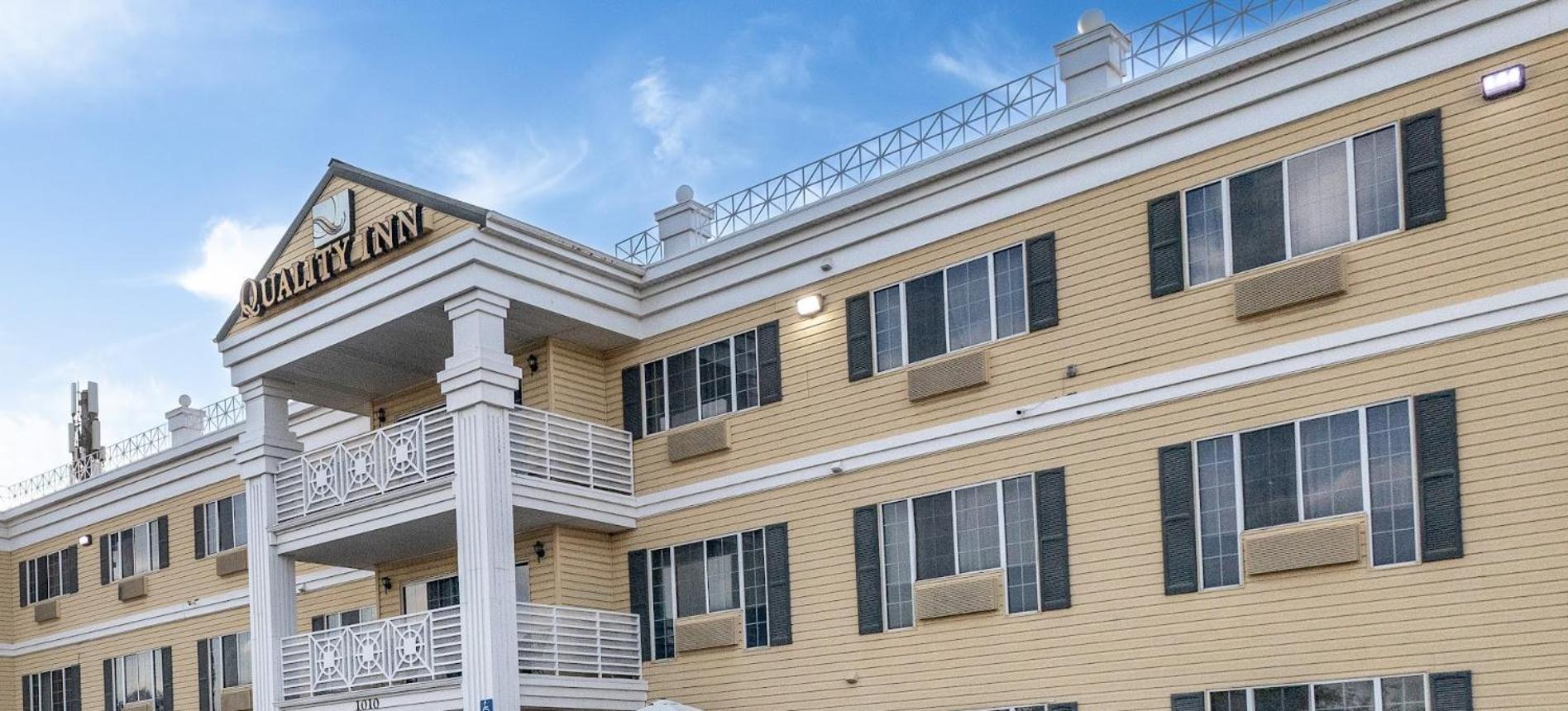 Quality Inn & Suites Tulare photo 3