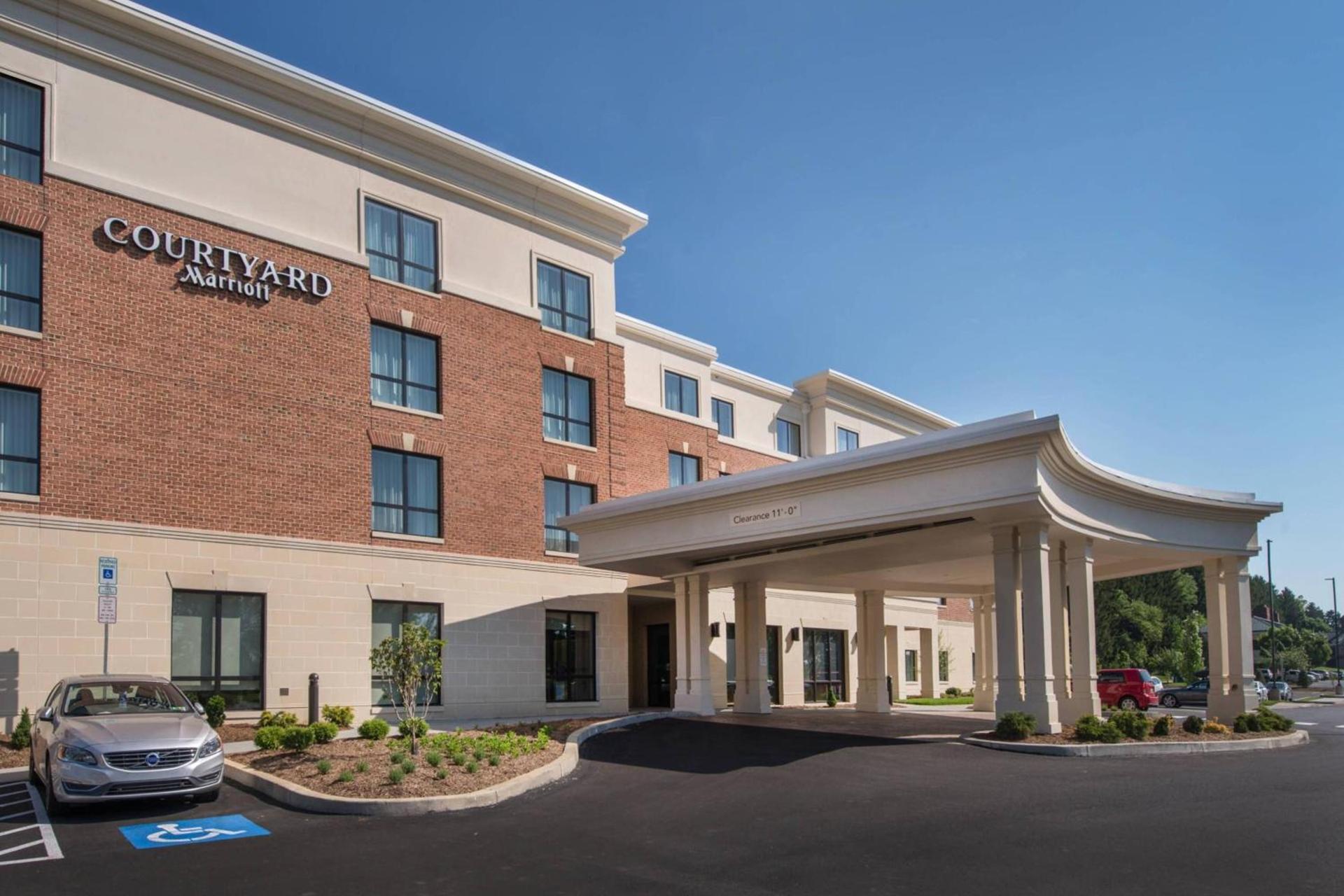 Courtyard by Marriott Hershey Chocolate Avenue photo 2