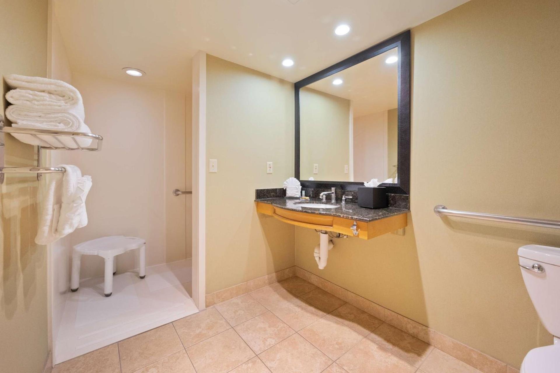 Best Western Plus Las Brisas Hotel photo 22