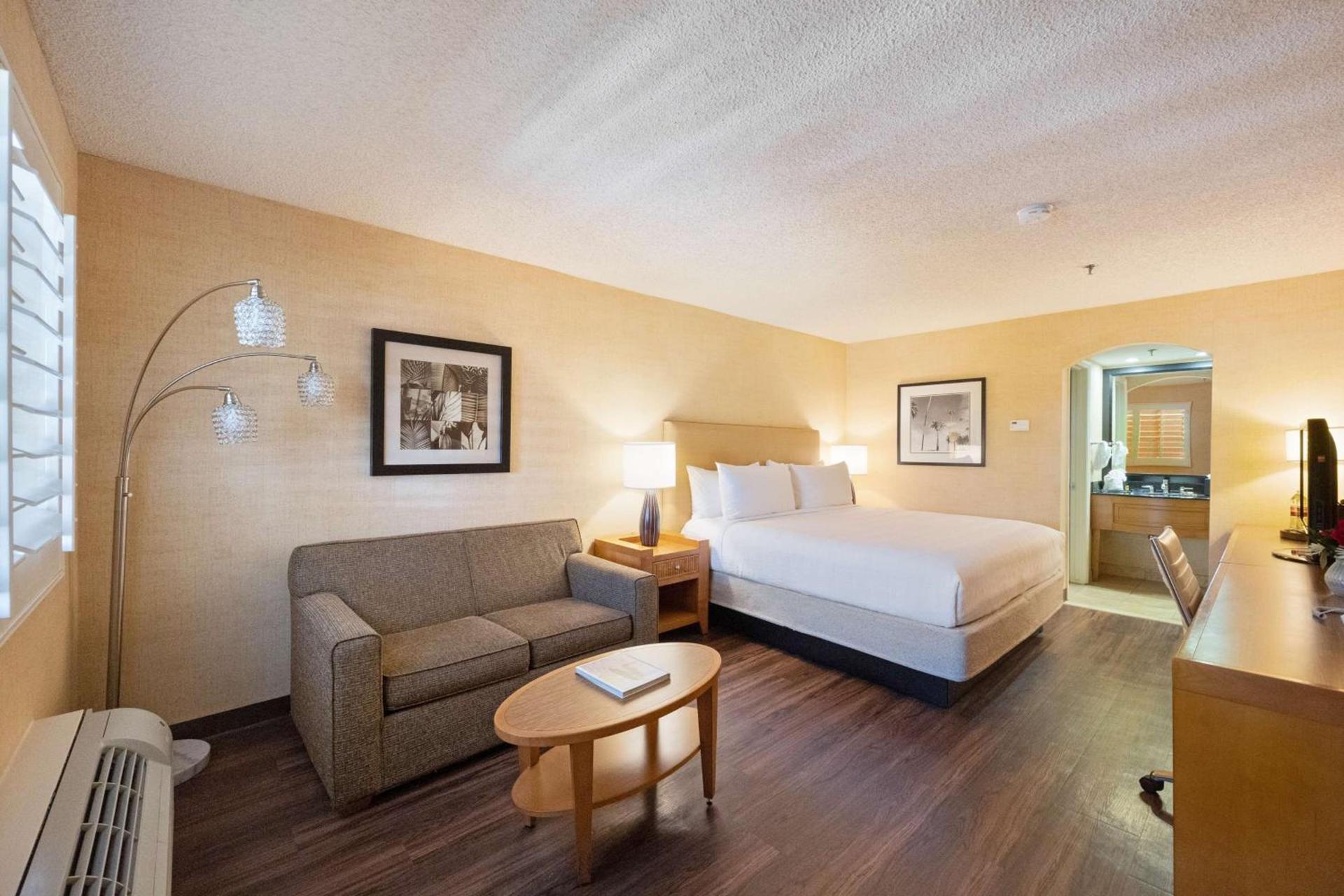 Best Western Plus Las Brisas Hotel photo 2