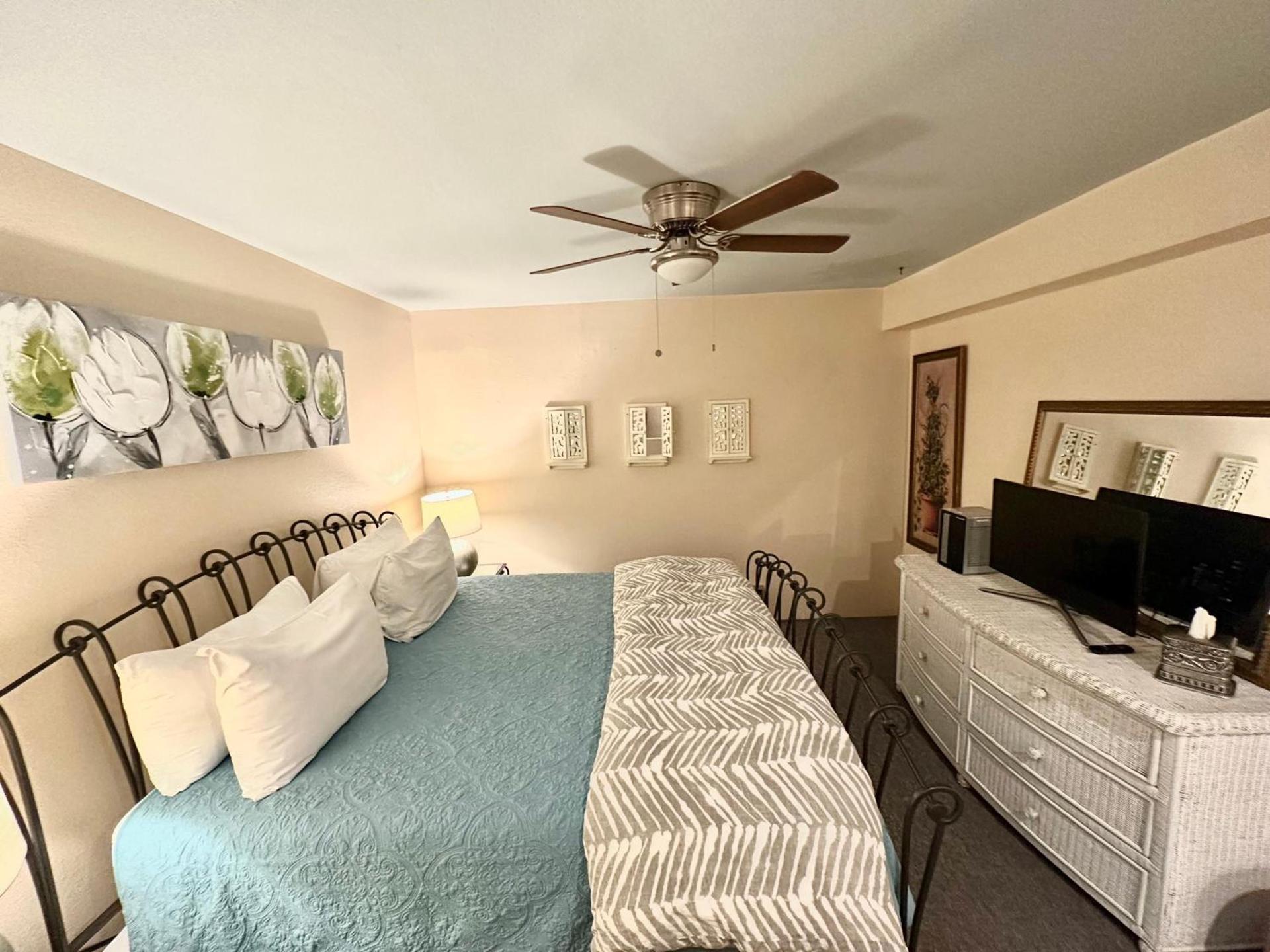 Bisbee Brownstone Suites photo 89