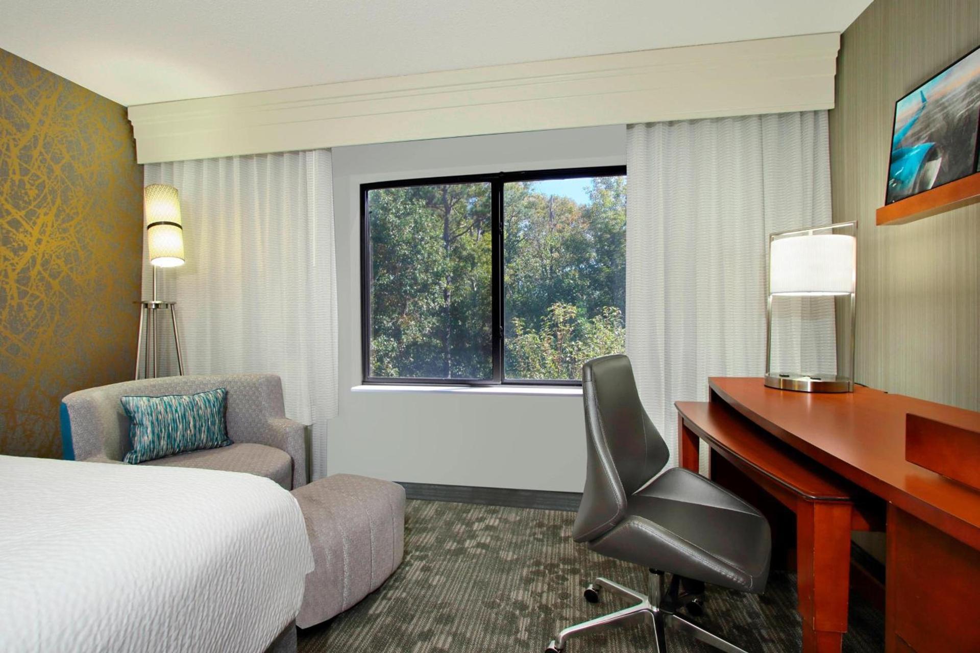 Courtyard by Marriott Atlanta Airport West photo 8