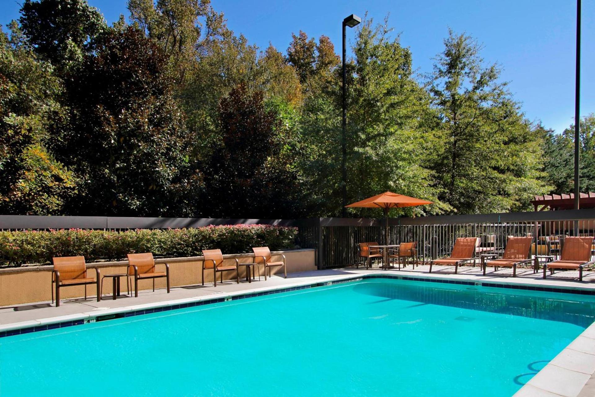 Courtyard by Marriott Atlanta Airport West photo 30