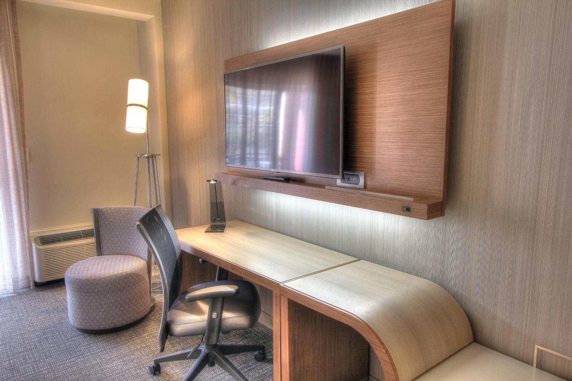 Courtyard by Marriott Gatlinburg Downtown photo 8