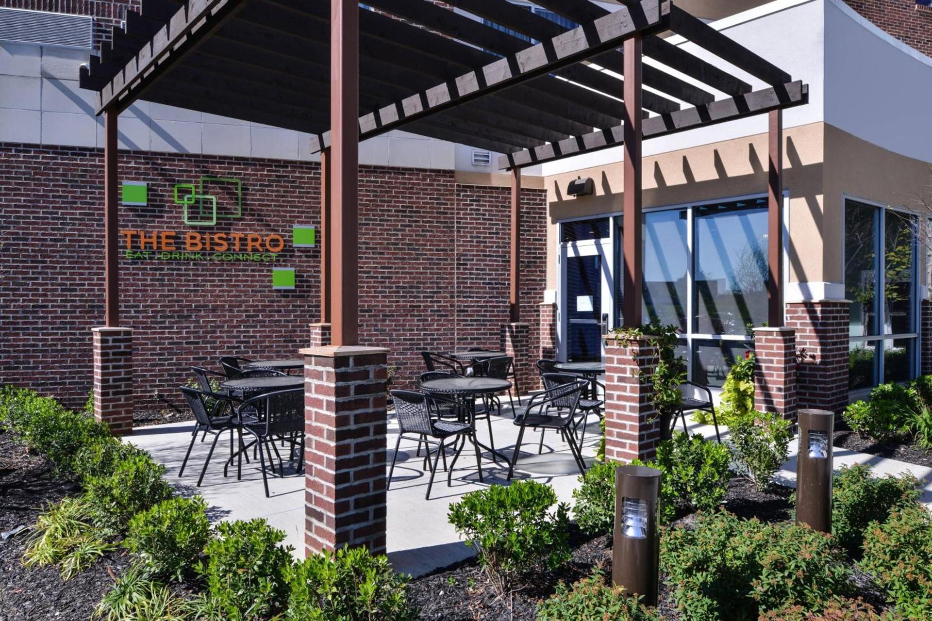 Courtyard by Marriott Columbus Grove City photo 39
