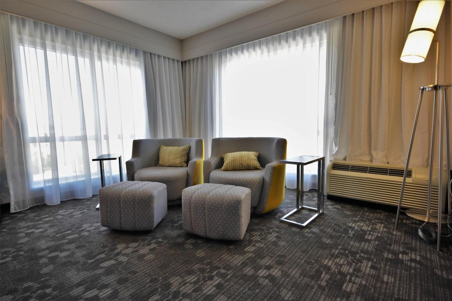 Courtyard by Marriott Asheville Airport photo 25