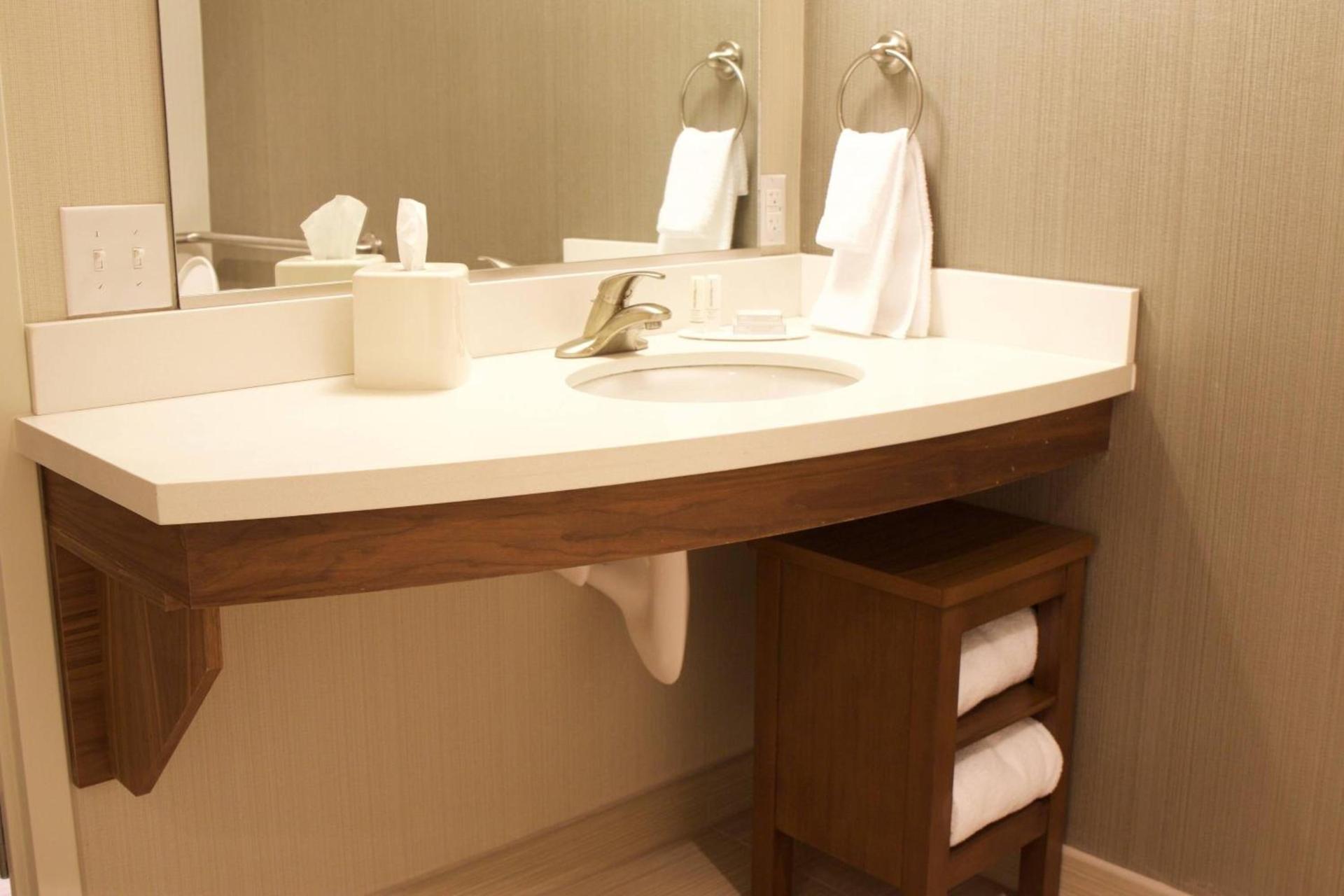 Courtyard by Marriott Asheville Airport photo 18