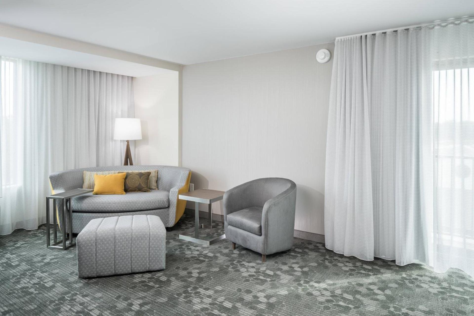 Courtyard by Marriott Hilton Head Island photo 28