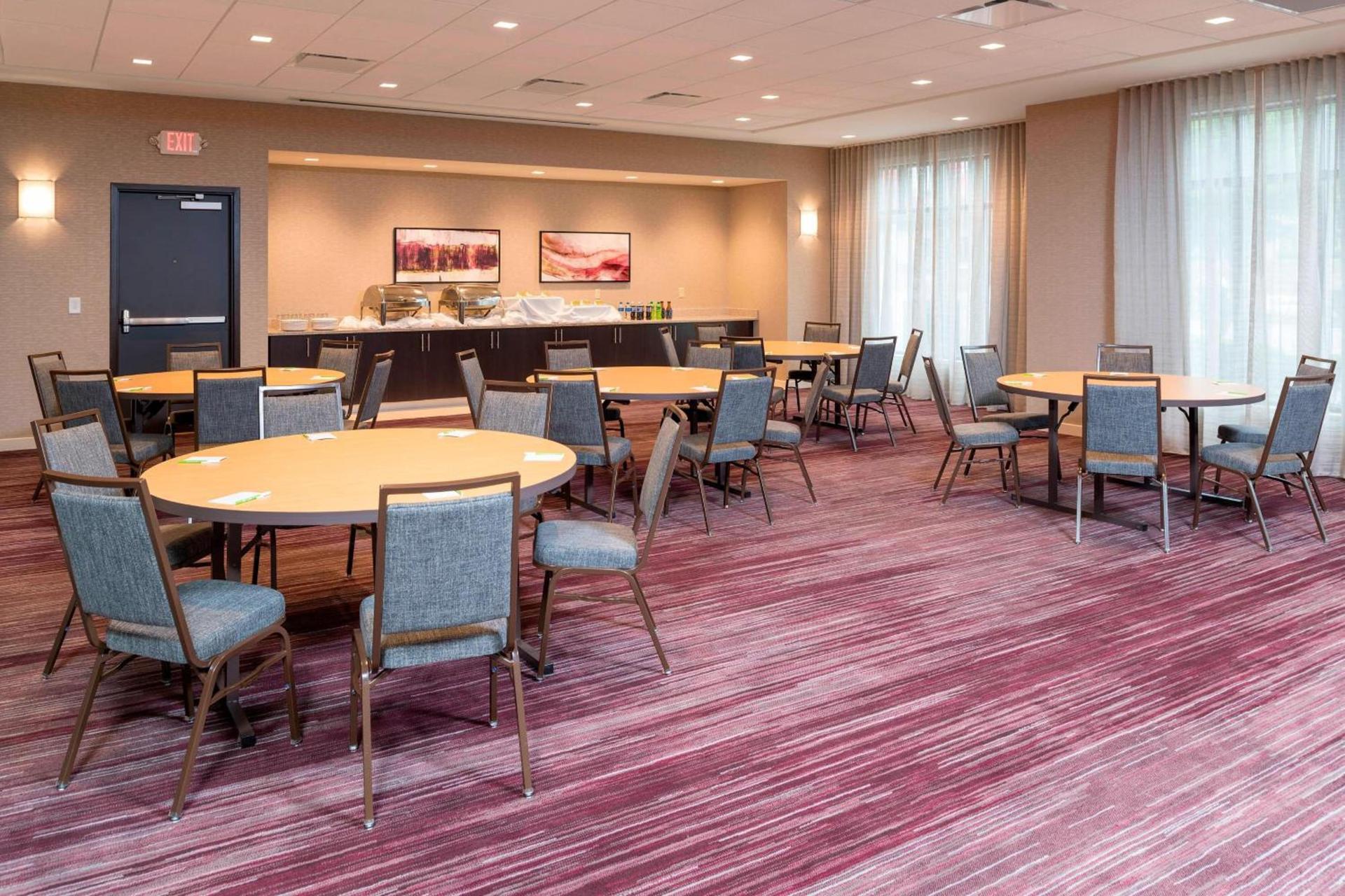 Courtyard by Marriott Louisville Downtown photo 32