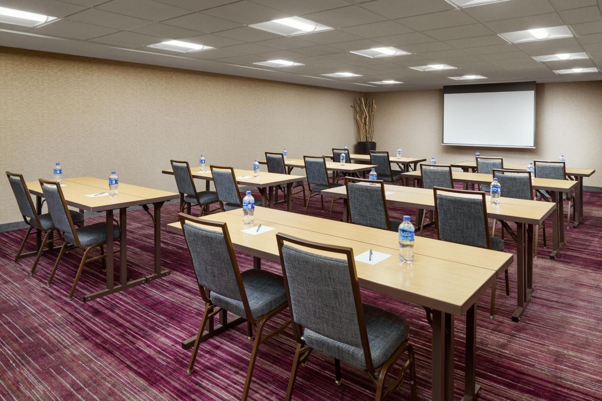 Courtyard by Marriott Roseville photo 40