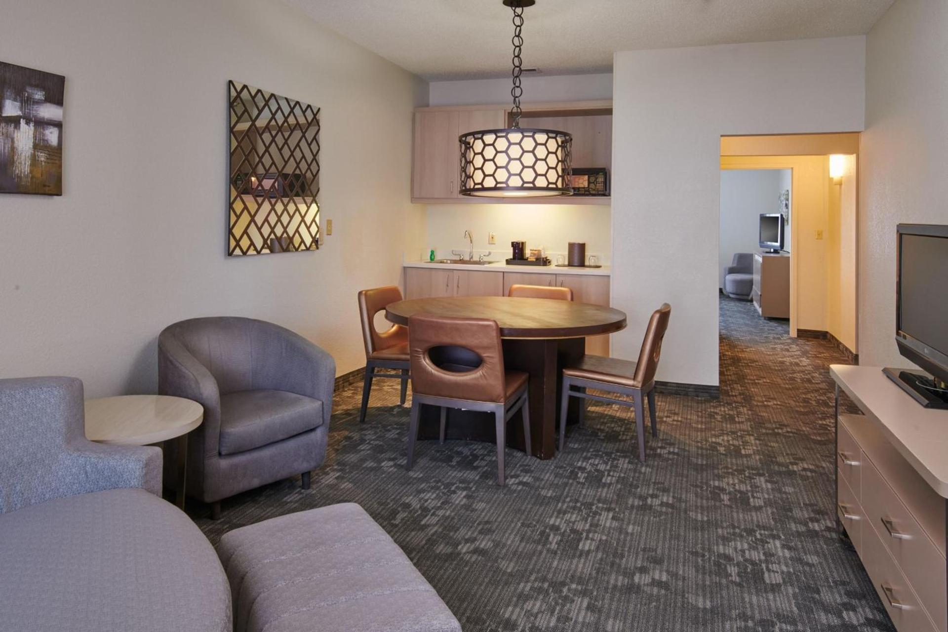 Courtyard by Marriott Columbus Downtown photo 16