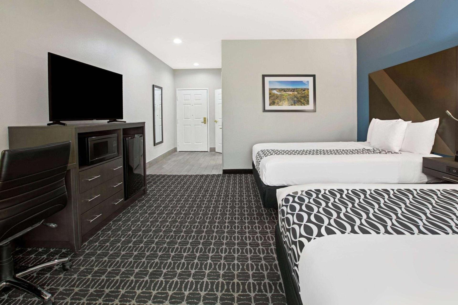 La Quinta by Wyndham Sulphur Springs photo 16
