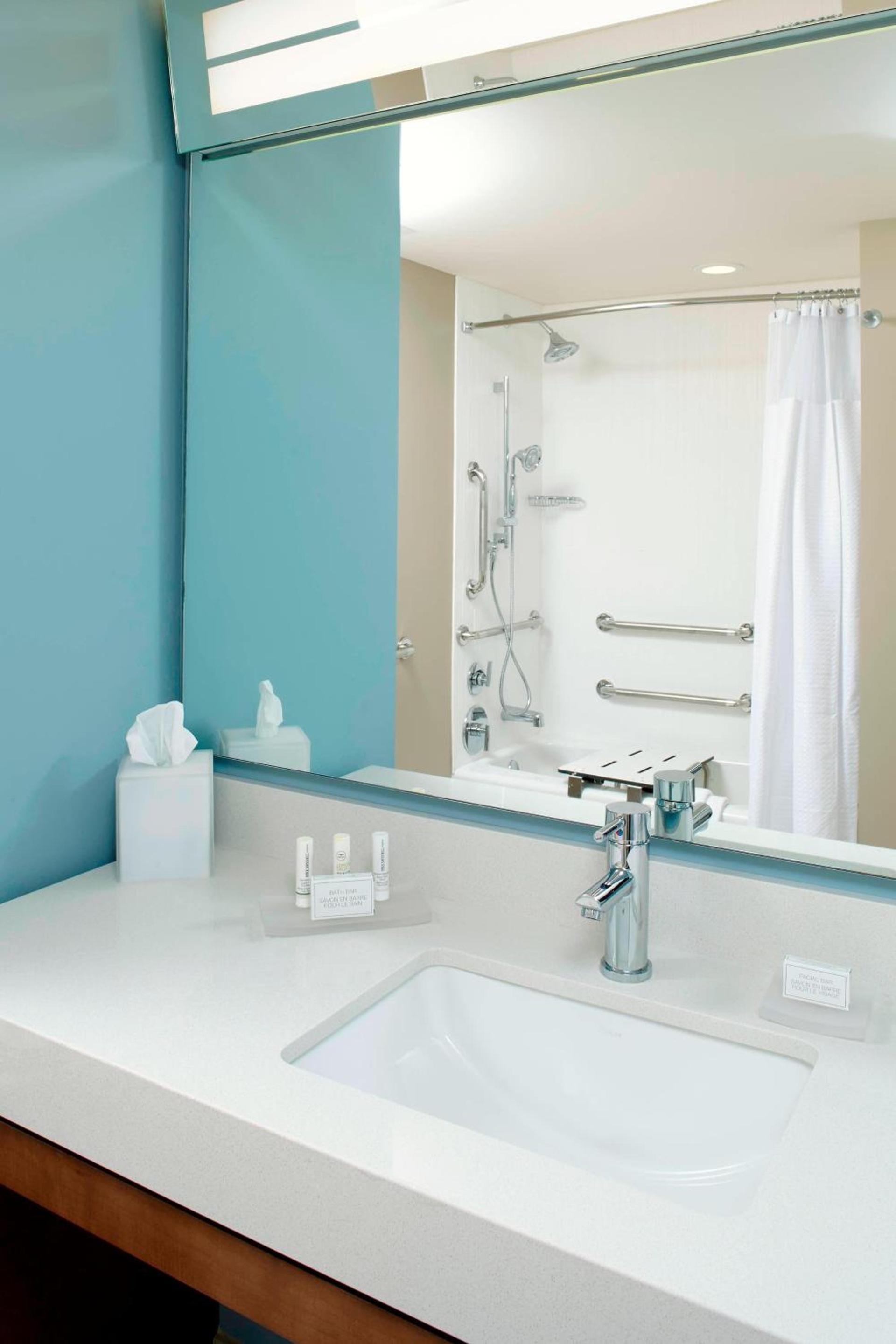 Courtyard by Marriott Orlando Lake Nona photo 17