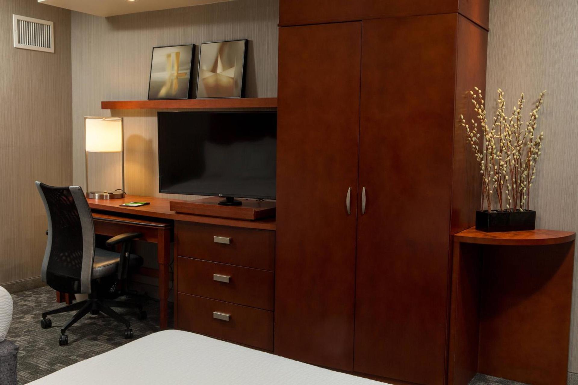 Courtyard by Marriott Lafayette photo 14