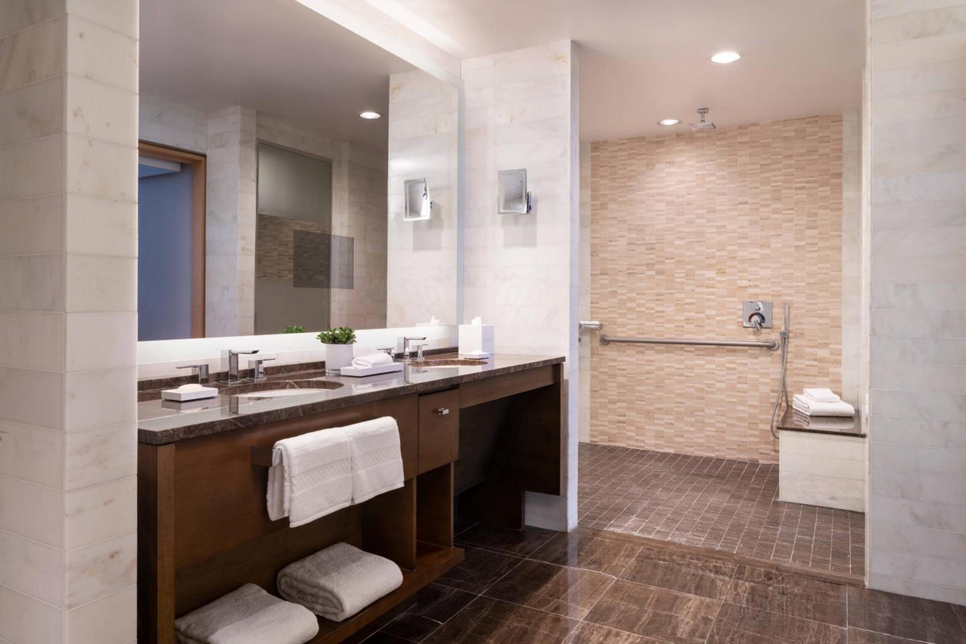 The Ritz-Carlton, Los Angeles L.A. Live photo 33