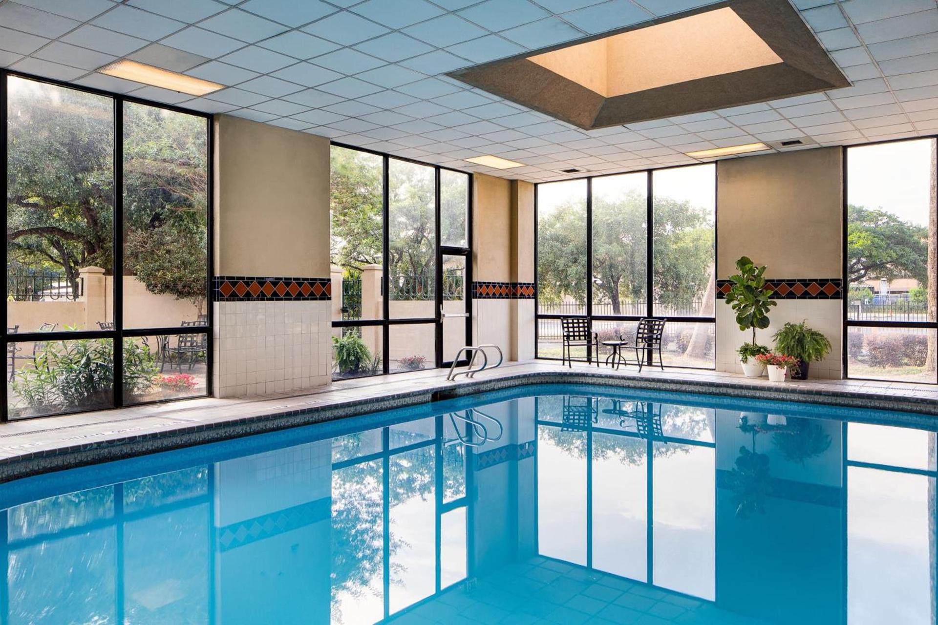 Houston Marriott South at Hobby Airport photo 29