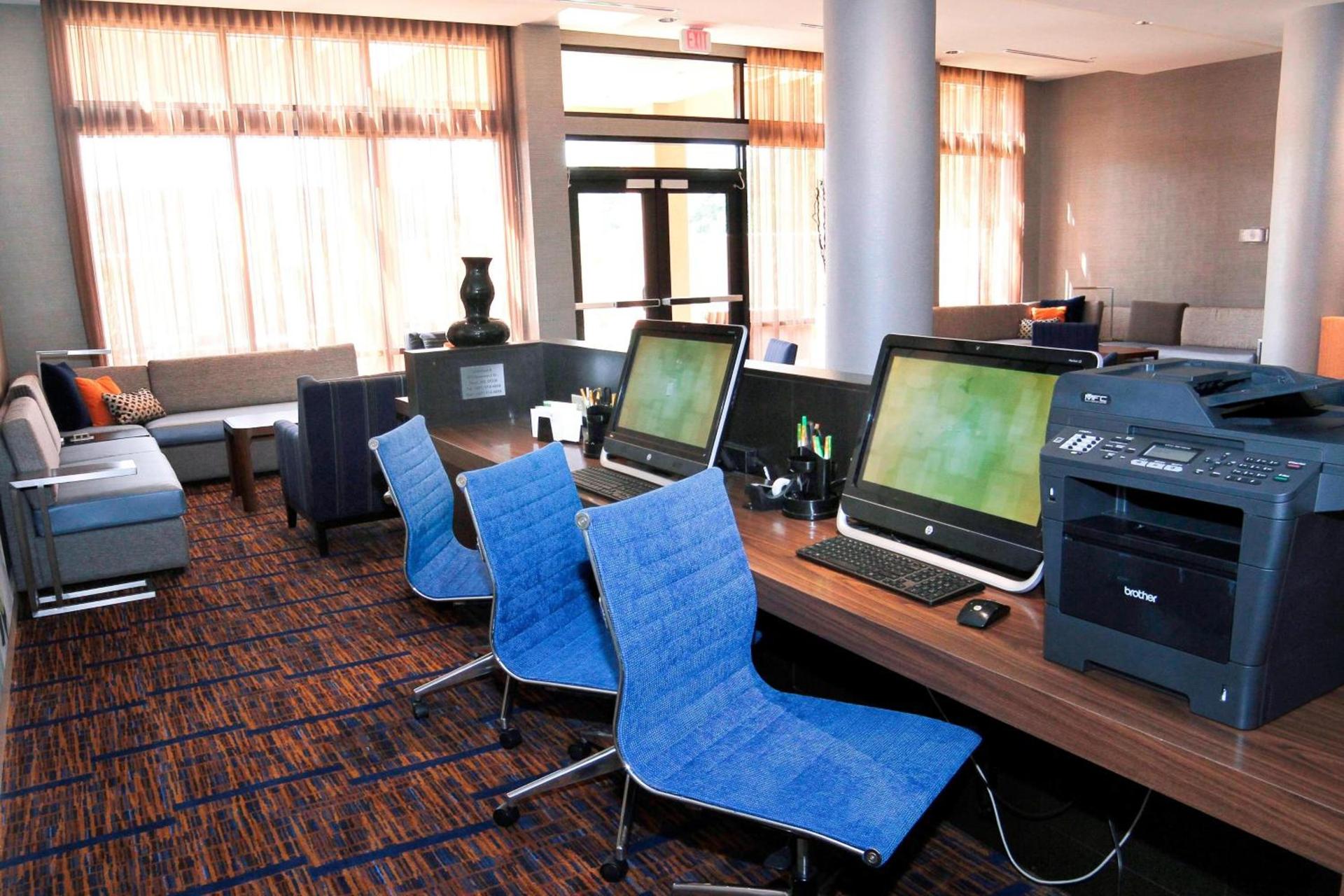 Courtyard by Marriott Jackson Airport/Pearl photo 21