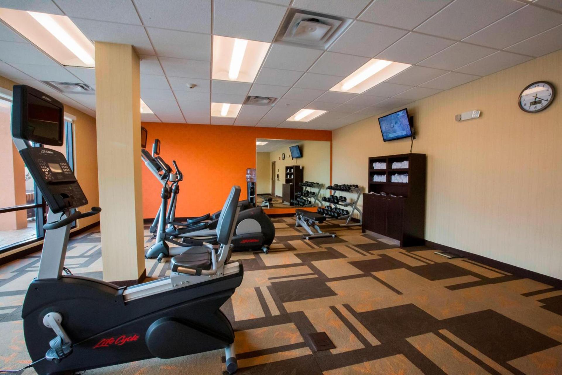 Courtyard by Marriott Jackson Airport/Pearl photo 32