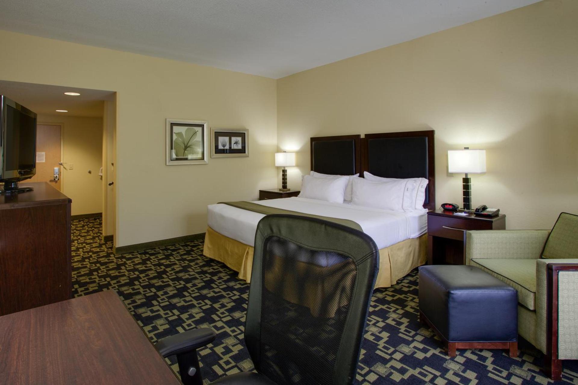 Holiday Inn Express Hotel Raleigh Southwest by IHG photo 15