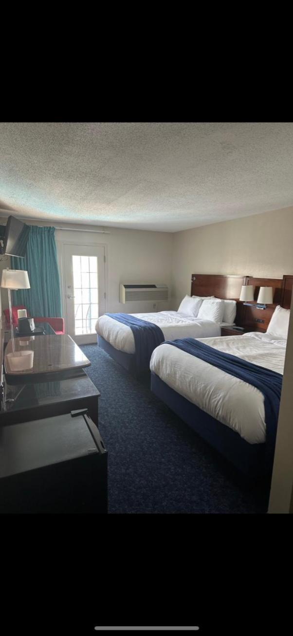 Islander Inn photo 44