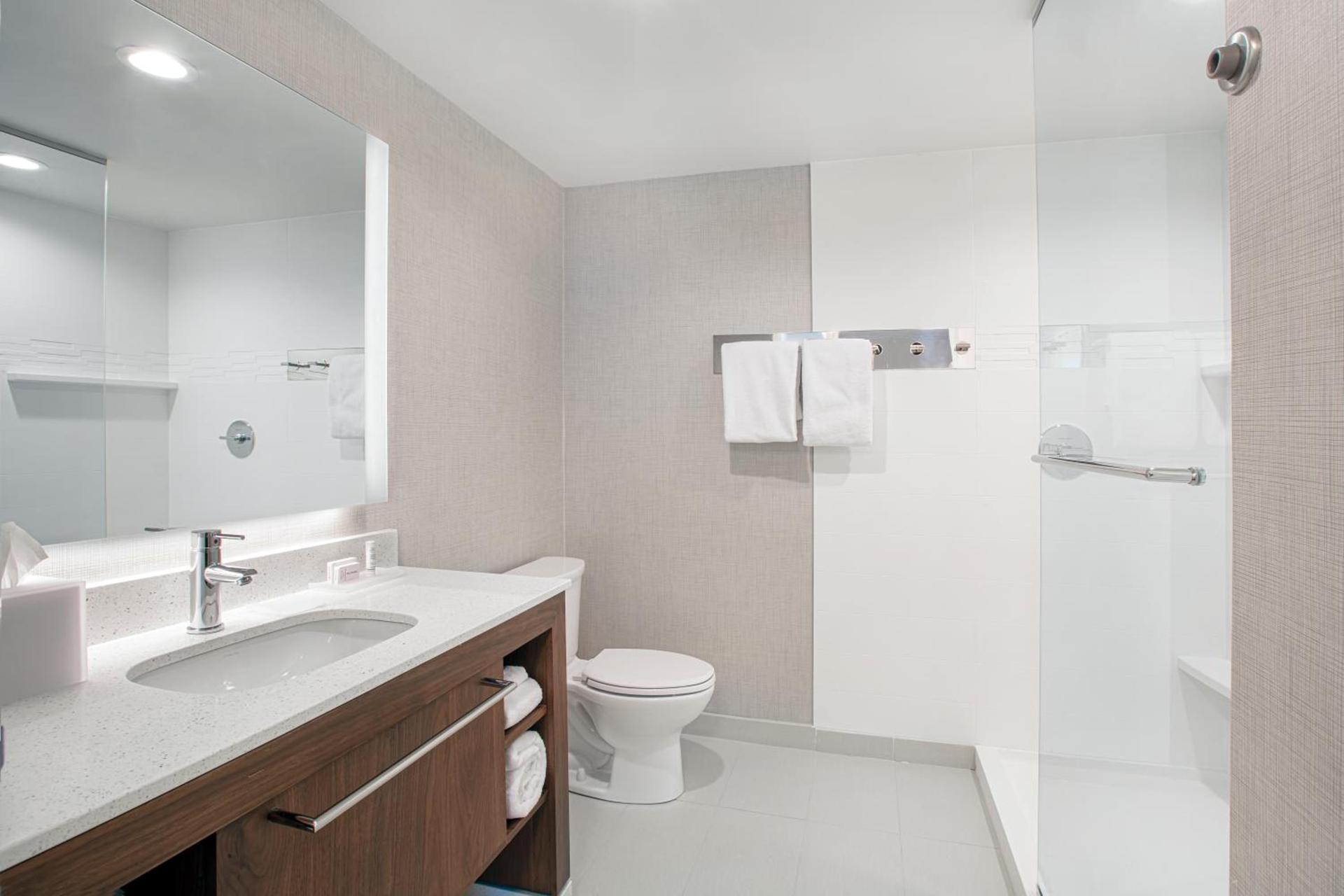 Residence Inn by Marriott Norwalk photo 11