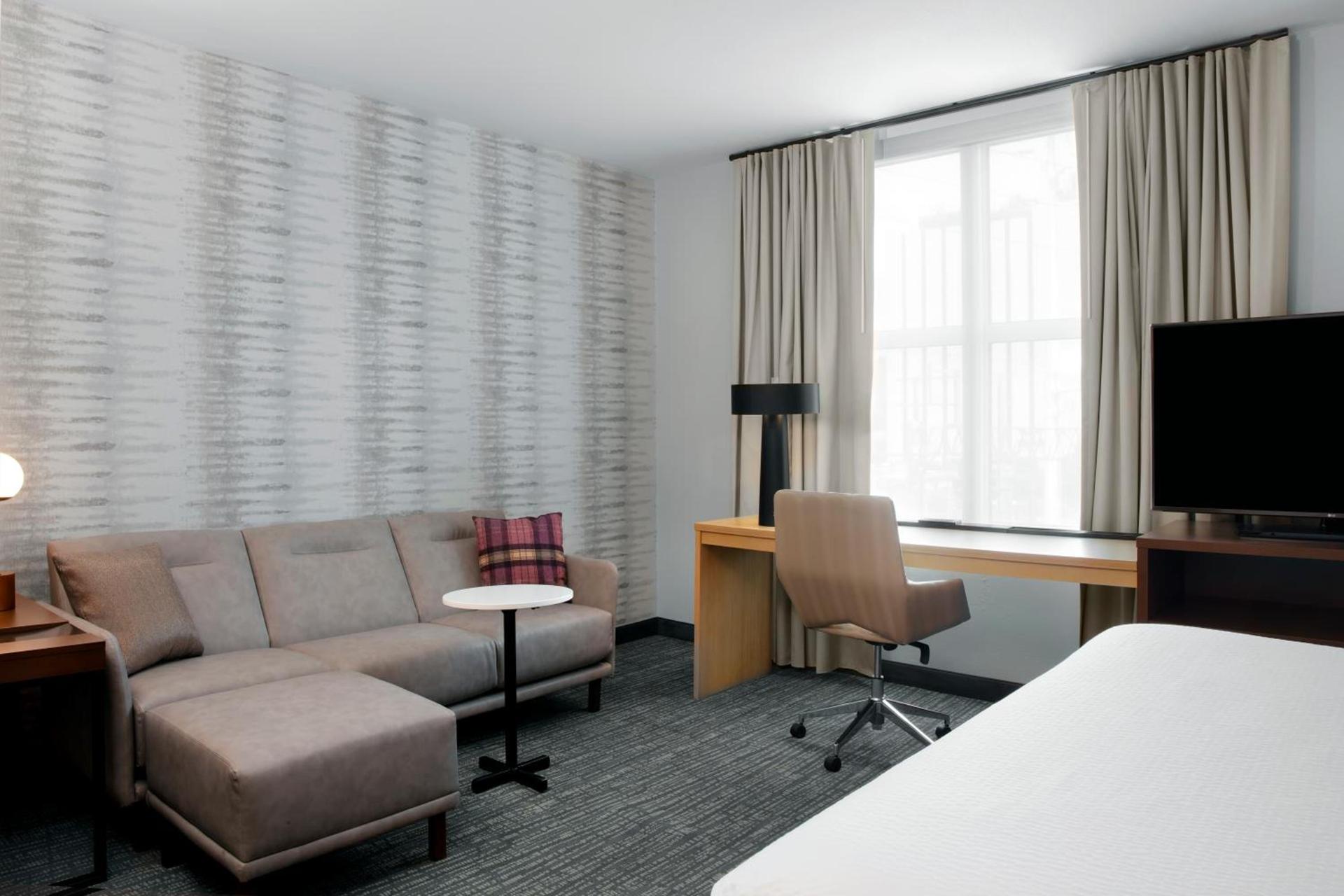 Residence Inn by Marriott Norwalk photo 12
