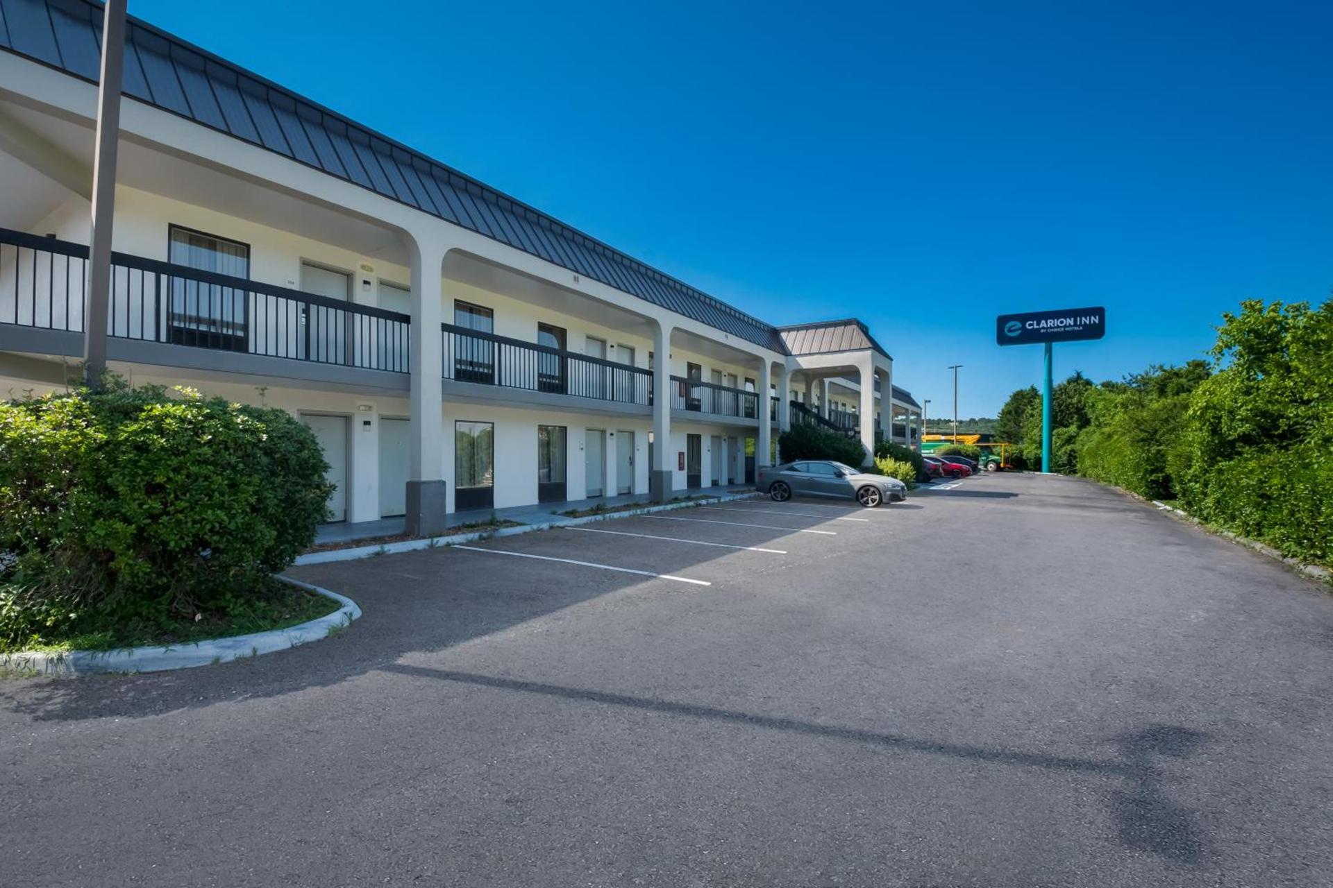 Clarion Inn Cleveland near University photo 39