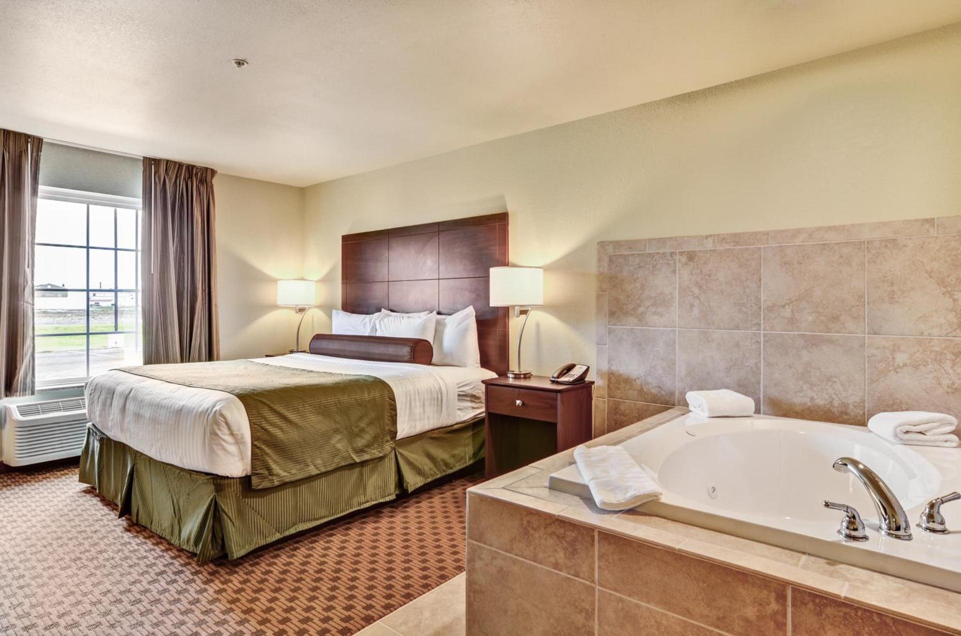 Cobblestone Inn & Suites - Ambridge, PA photo 9