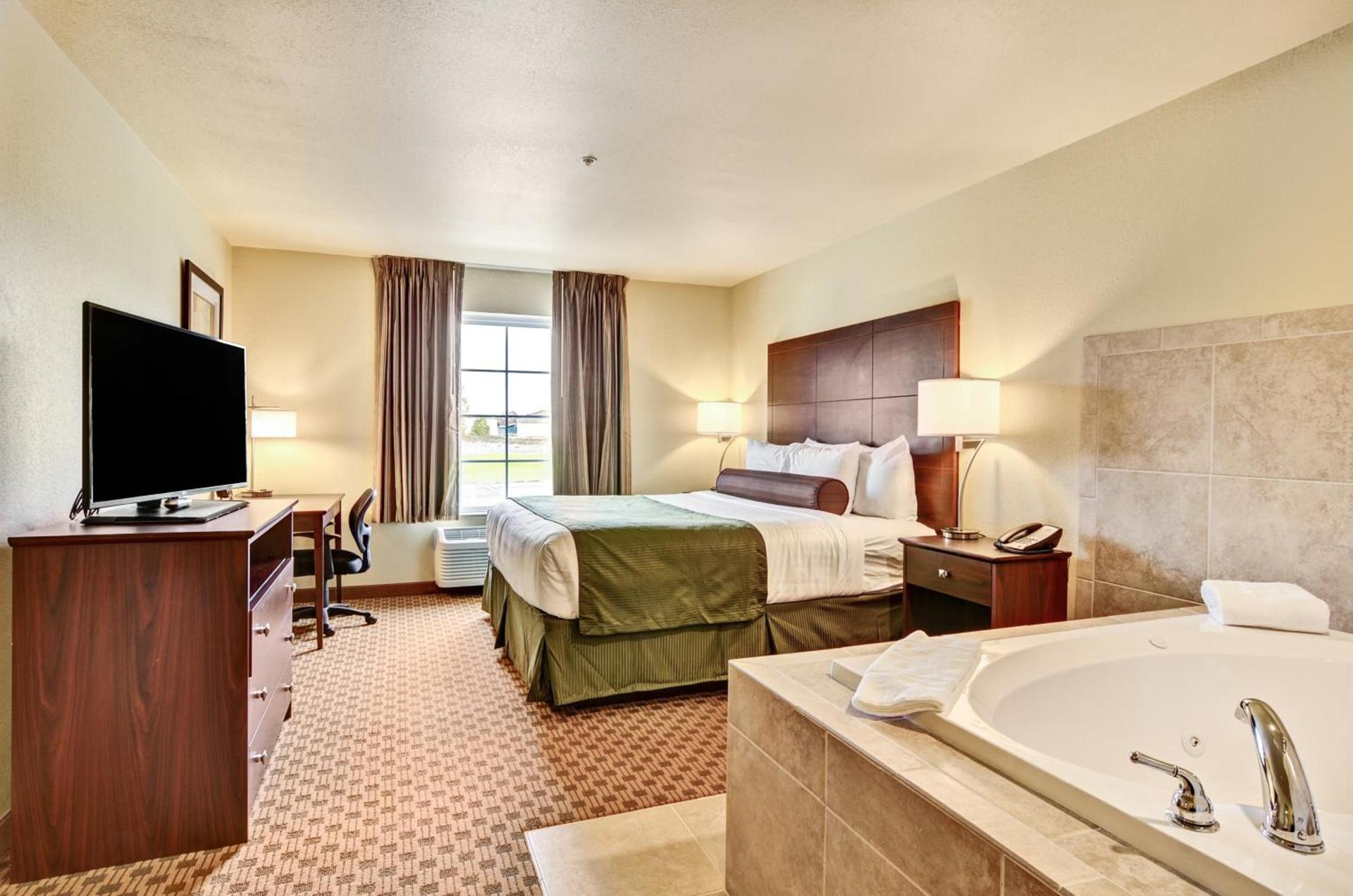Cobblestone Inn & Suites - Ambridge, PA photo 6