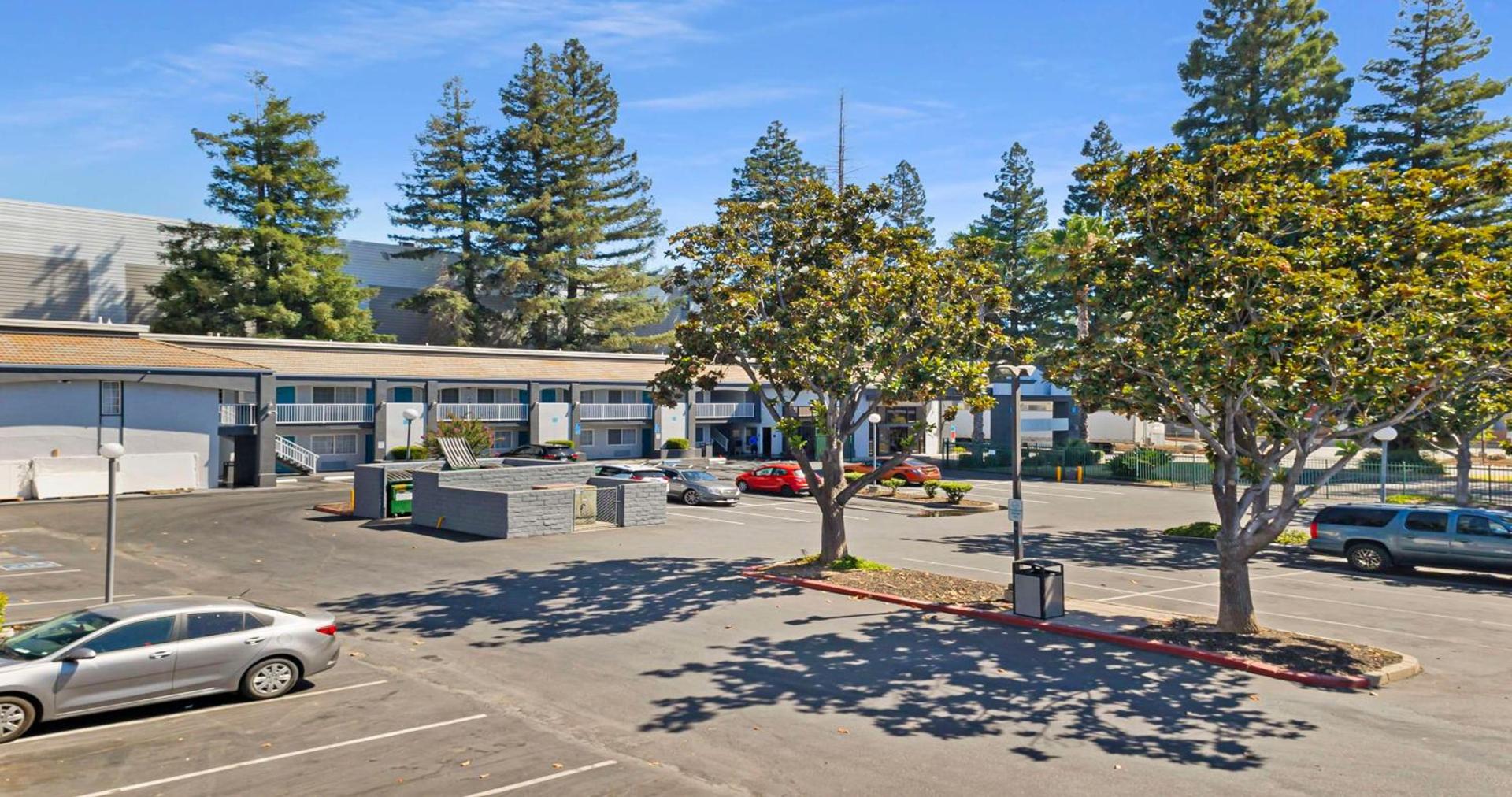 SureStay Plus Hotel by Best Western Sacramento North photo 14