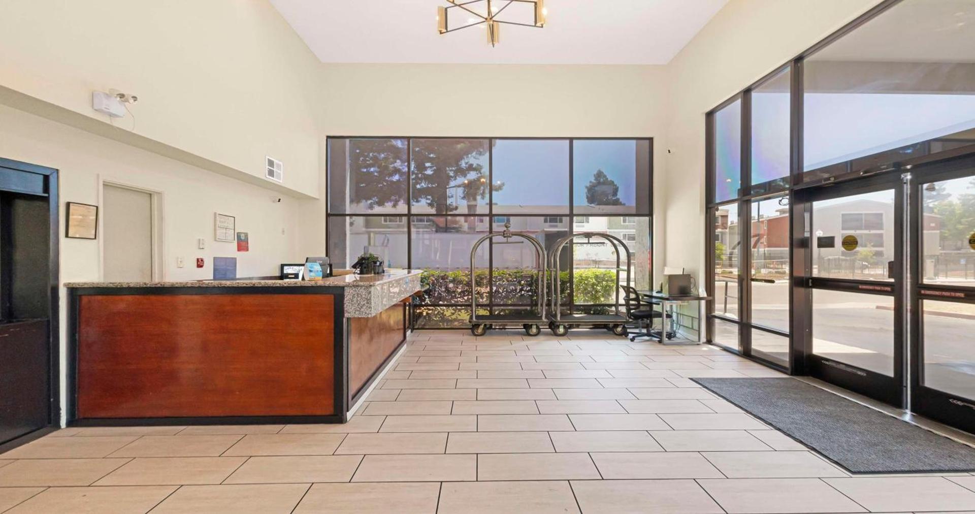 SureStay Plus Hotel by Best Western Sacramento North photo 13