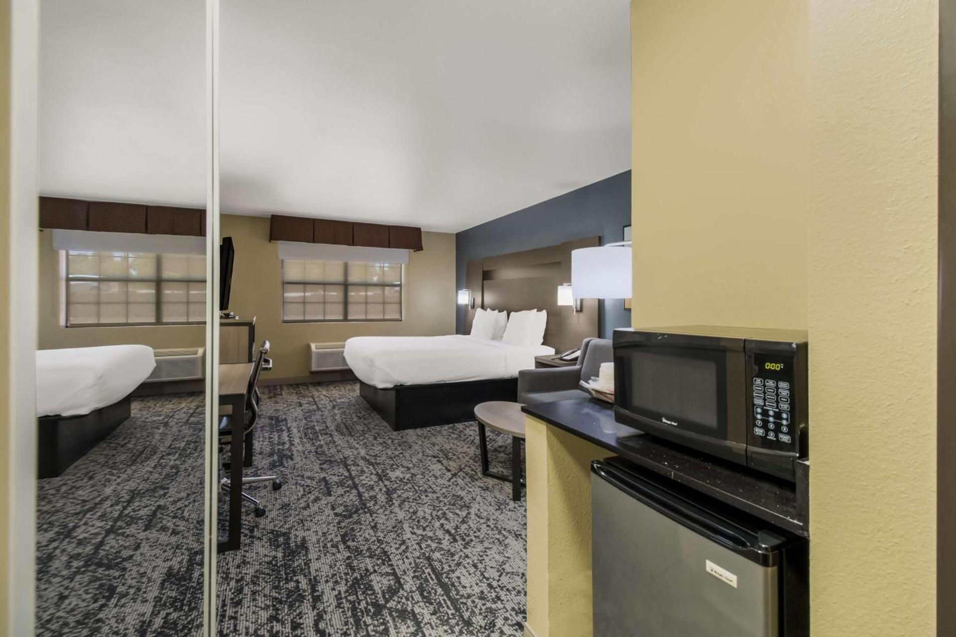 Best Western Temple Inn & Suites photo 13